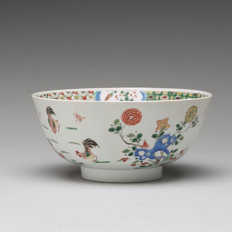 SKÅL, porslin. Qingdynastin, Kangxi (1662-1722).