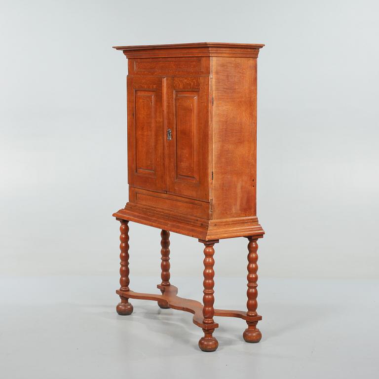 SKÅP, barock, 1700-tal.