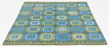 A Swedish flat weave rug, approx. 255 x 177 cm.