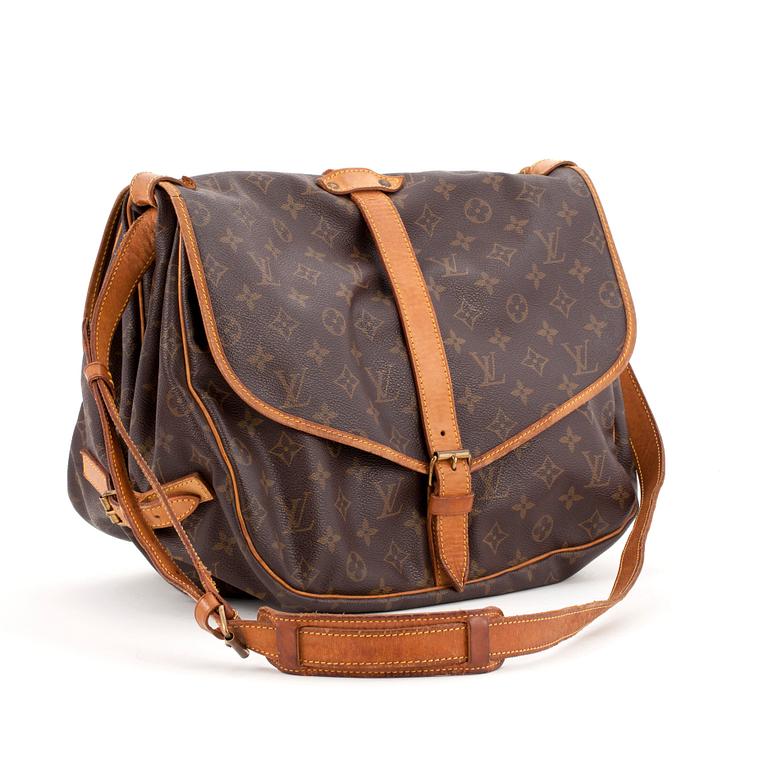 LOUIS VUITTON, a monogram canvas shoulder bag, "Saumur 35".