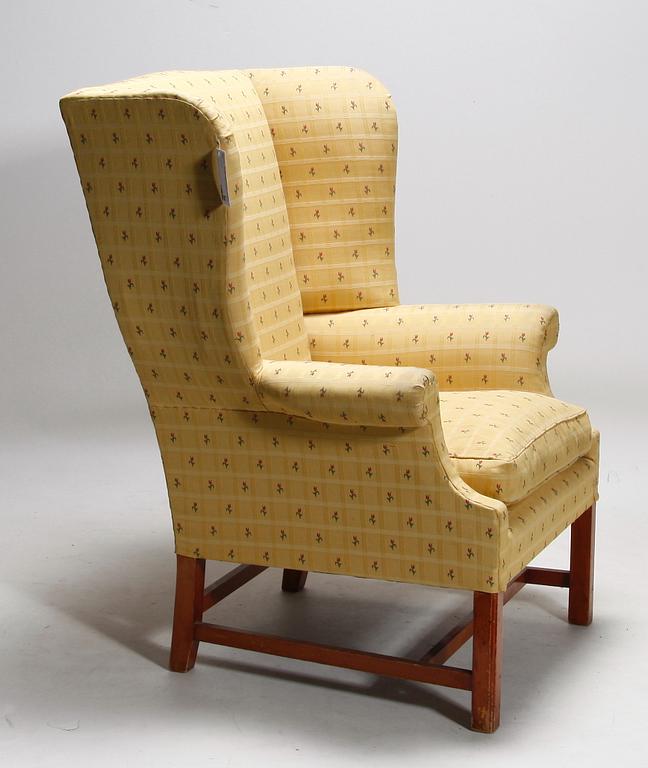 ÖRONLAPPSFÅTÖLJ, enligt uppgift design Gyllensten, 1970-tal.