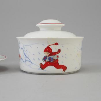 A 20th century set of 24 pices earthenware tableware, "Tomtejul", Aina Stenberg, Rörstrand.