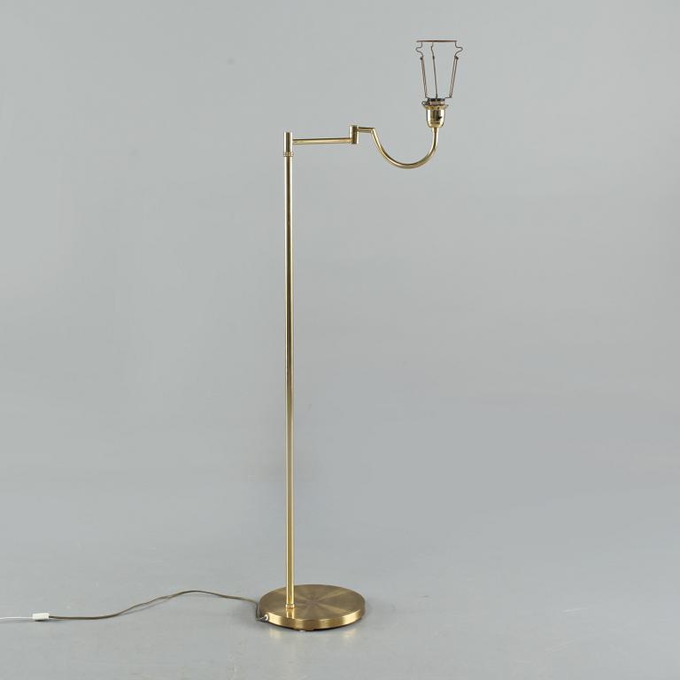 GOLVLAMPA, 1900-talets andra hälft.
