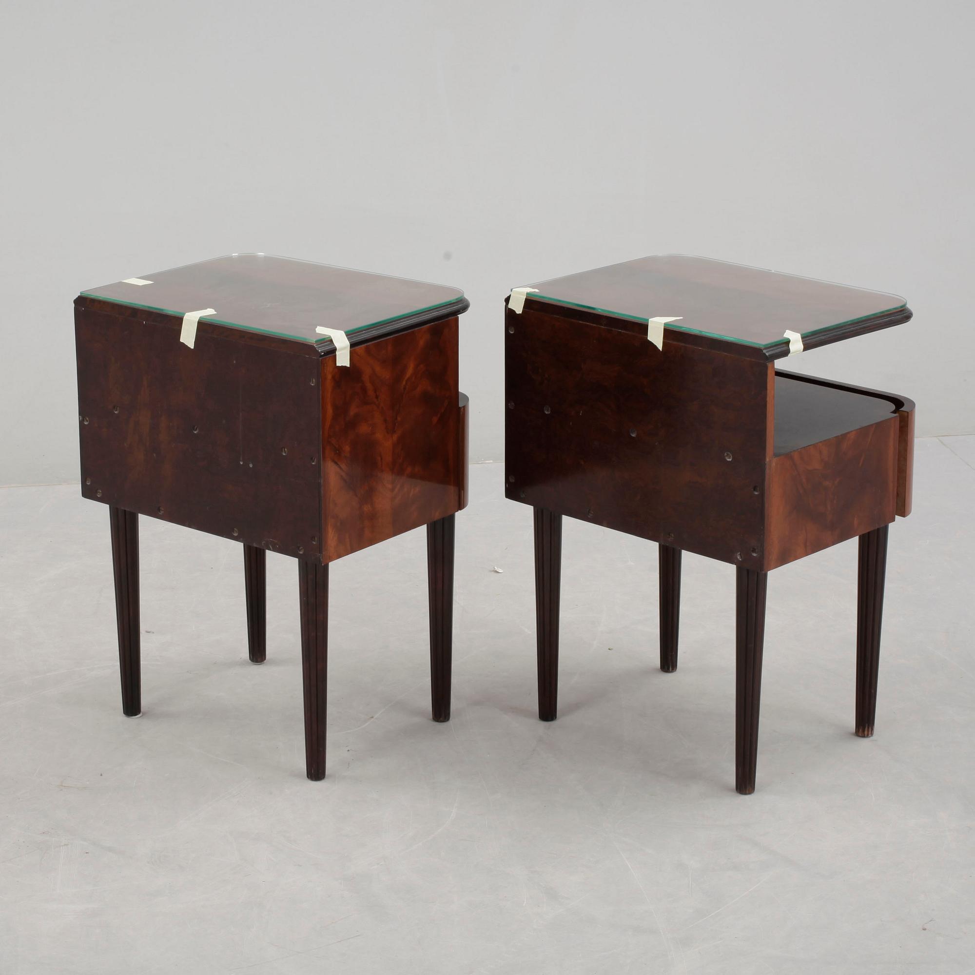 SÄNGBORD, ett par, art déco, 1930-tal.