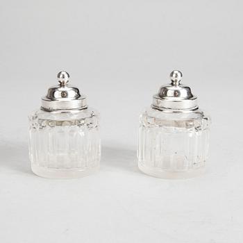 SKRIVBORDSSTÄLL, silver, finska importstämplar från 1910. Silvervikt 316 g.