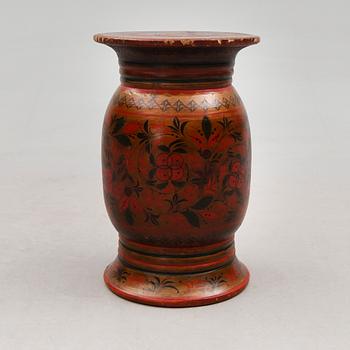 BORD, målad asp, Ryssland, 1800-/1900-tal.