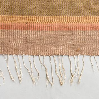 A 1930s Finnish flat weave carpet. Circa 21x164 cm.