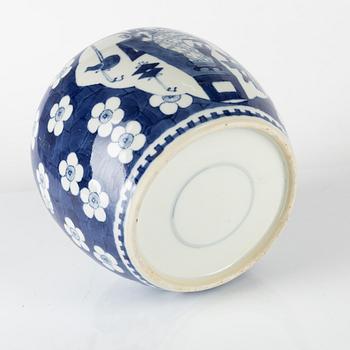 Bojan, porslin, Kina, 1900-tal.