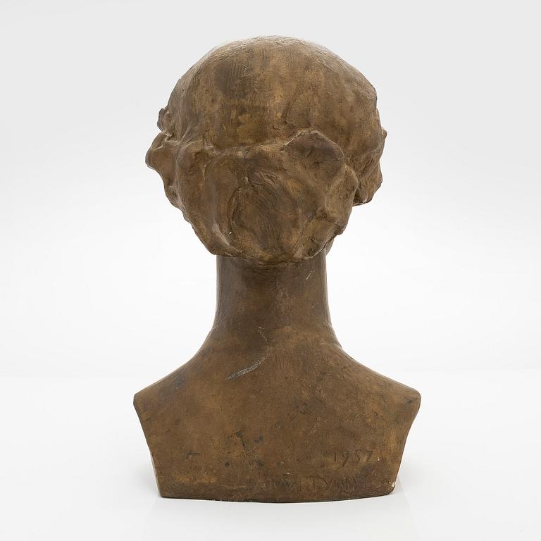 Arvi Tynys, Naisen rintakuva.