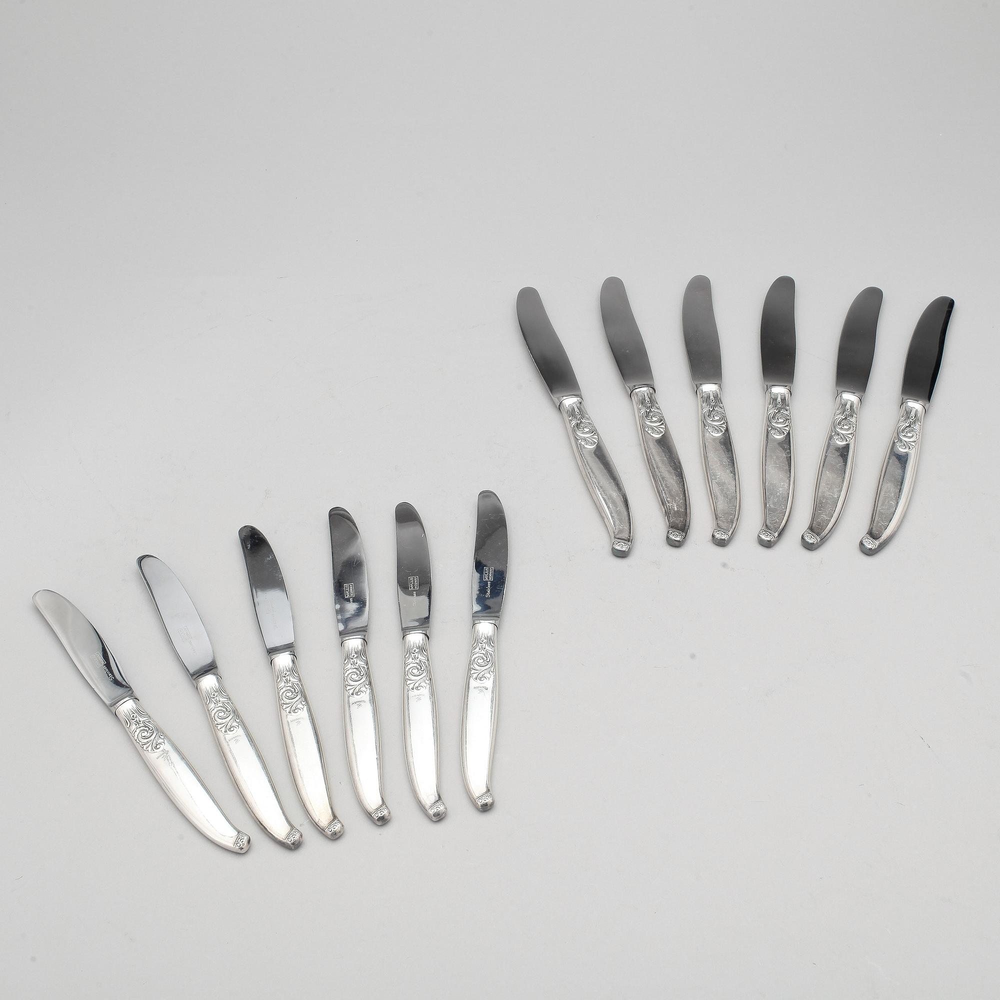 BESTICKSERVIS, 72 delar. Silver. Norge 830/1000. Totalt ca 2520 g.