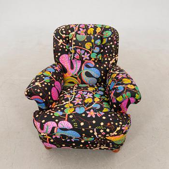 Josef Frank, armchair, model 336 for Svenskt Tenn 2008.