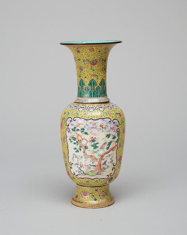 An enamel on copper vase, Qing dynasty (1644-1912).