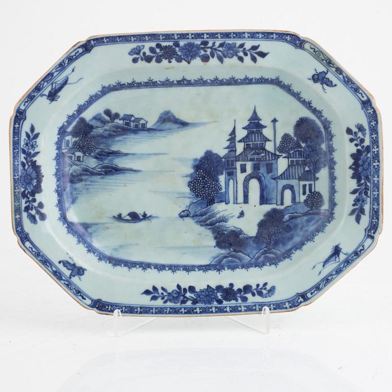 15 pieces of blue and white porcelain, china & Japan, Qing dynasty, 18th-19th century.