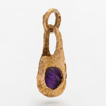 Björn Weckström, a 14K gold and amethyst pendant 'Raindeerbell' for Lapponia 1983.