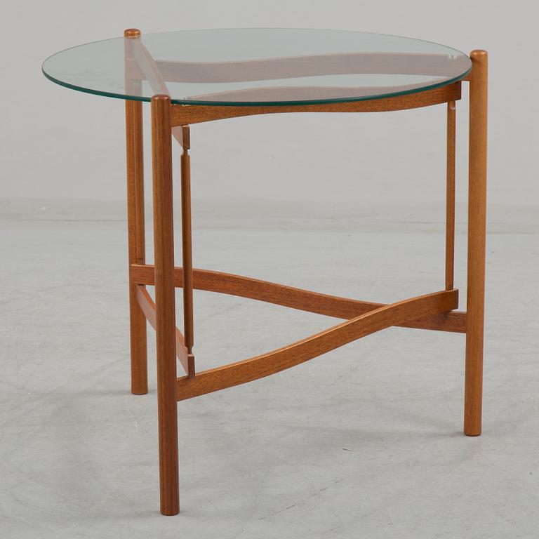 HANS JOHANSSON, a "Tema" coffee table.