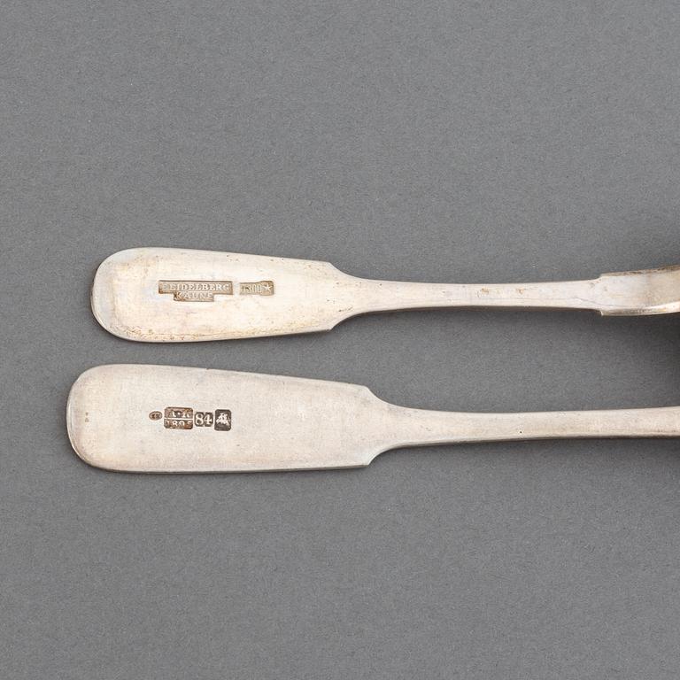 36 pieces silver cutlery, including Moscow 1894-95.