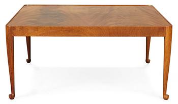 701. A Josef Frank mahogany sofa table "Diplomat", Firma Svenskt Tenn, model 2073.