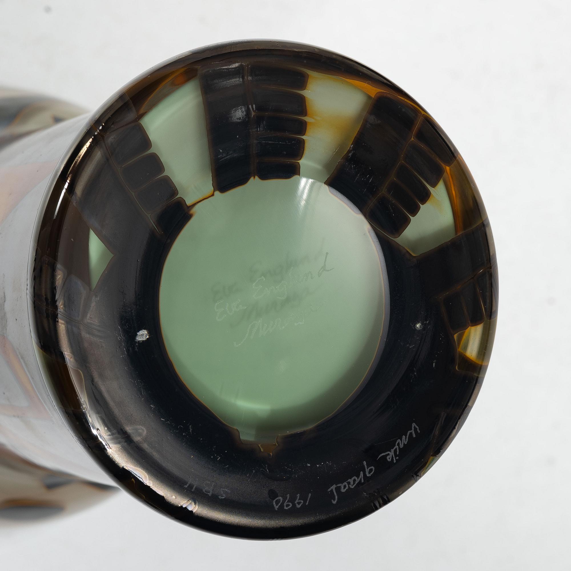 Eva Englund, a unique graal glass vase, Muraya 1990.