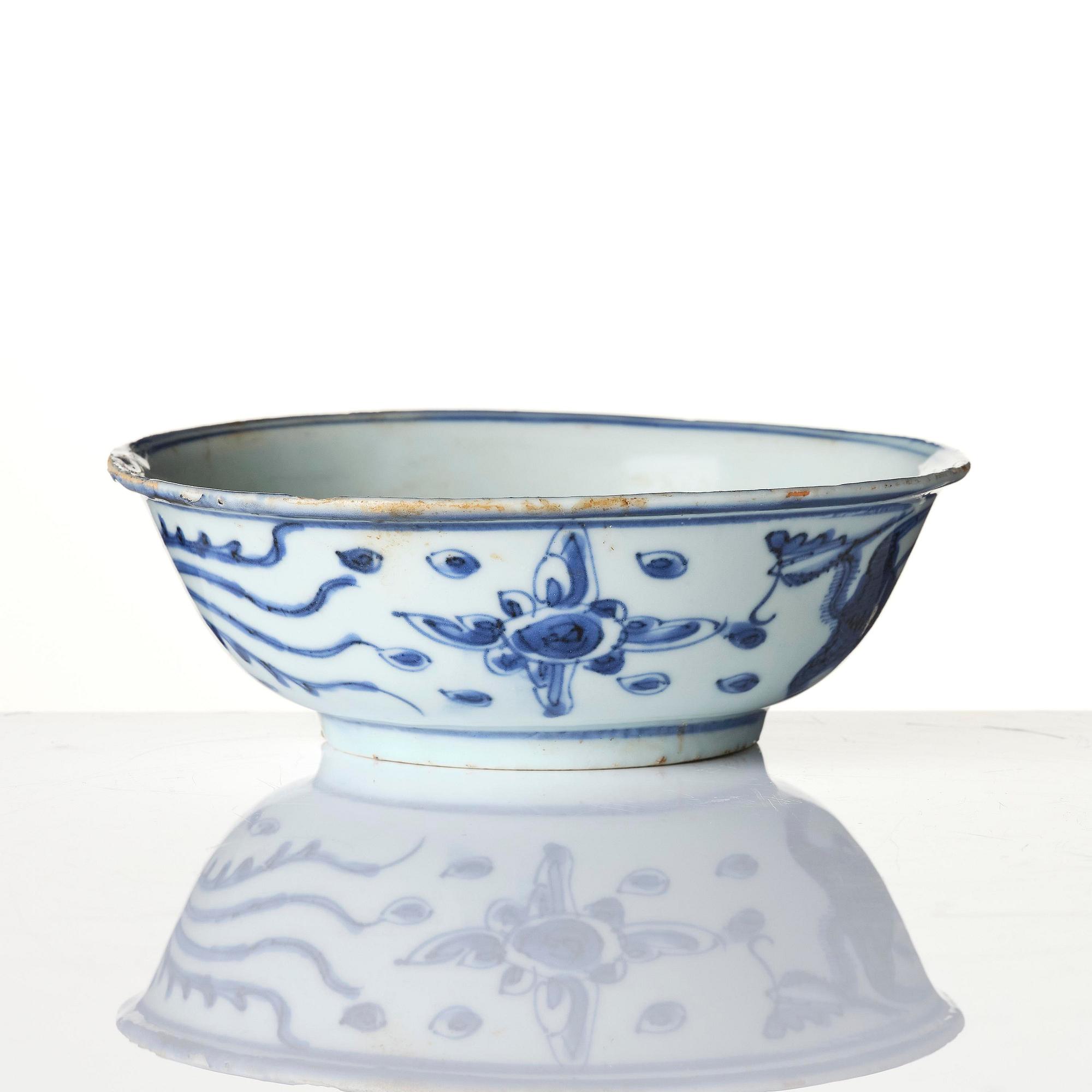 Skål, porslin. Mingdynastin, Wanli (1572-1620).