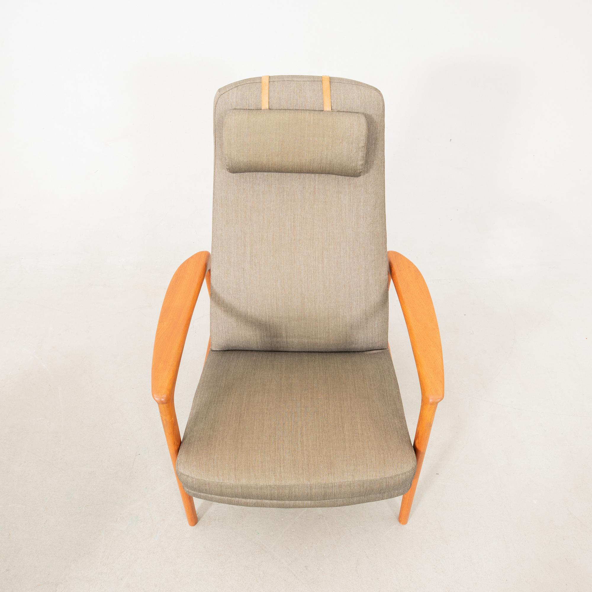 Folke Ohlsson, Armchair with ottoman "Duxiesta", Bra Bohag, Ljungs Industrier, Malmö 1960s.