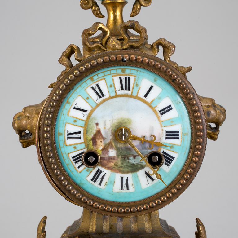 BORDSPENDYL, Brunfaut, Louis XVI-stil, sent 1800-tal.