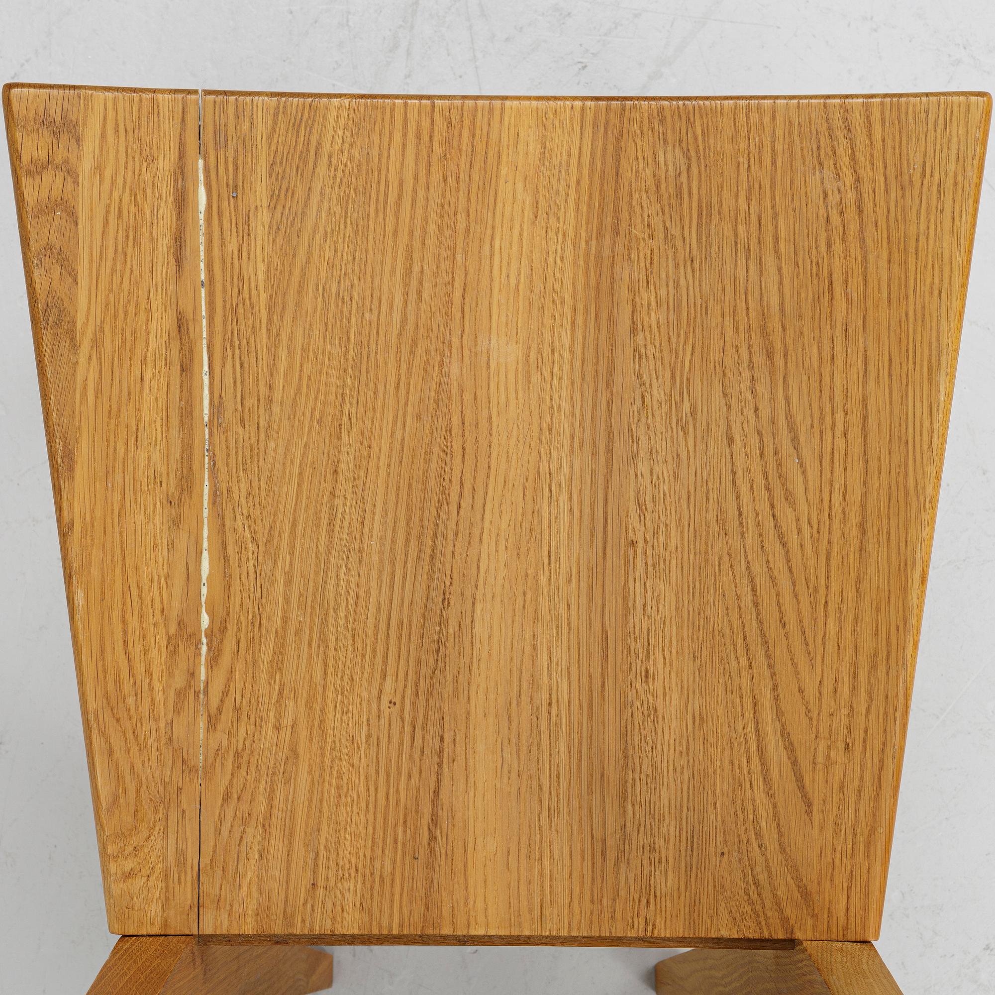 Nirvan Richter, ten chairs, Norrgavel.