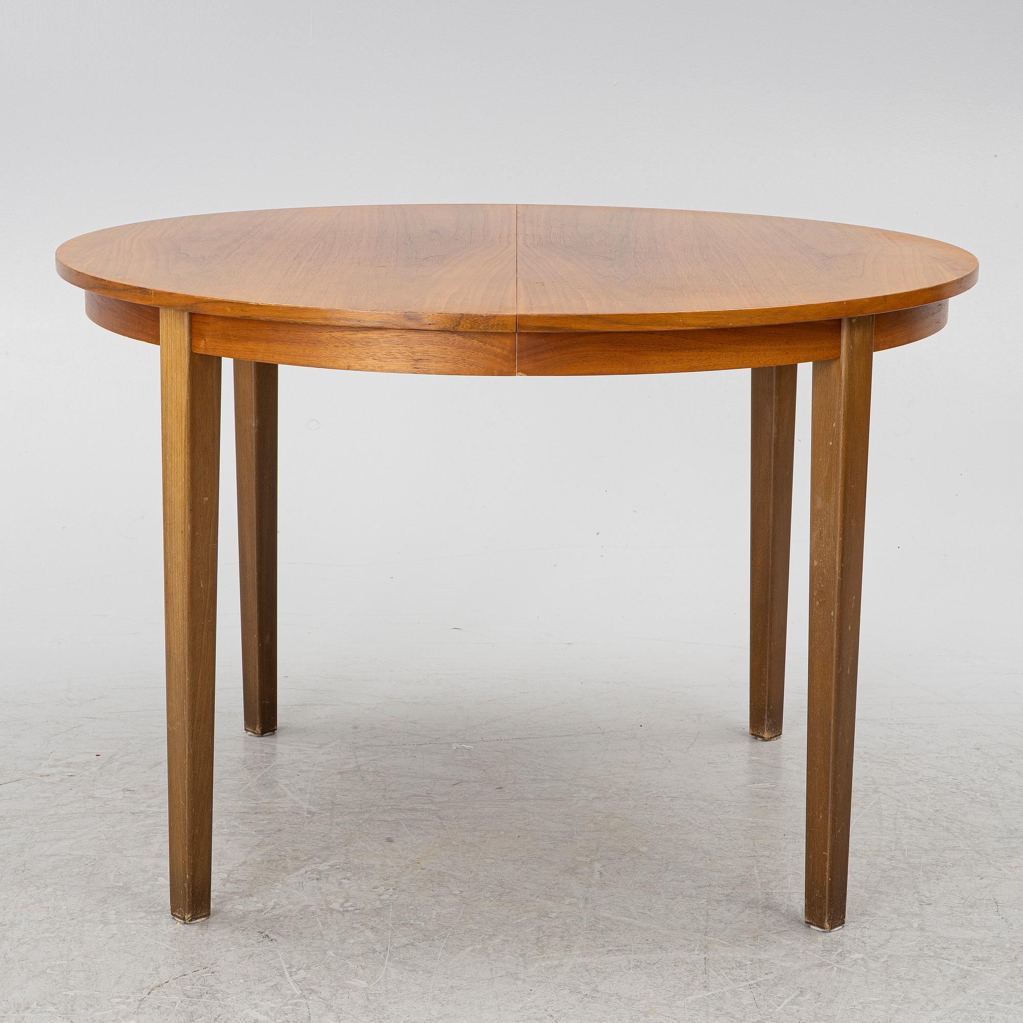 Carl-Evert Ekström, dining table with four chairs, AB Johansson & söner, Hyssna. Mid-20th century.