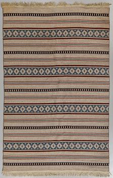 MATTA, dubbelväv, 1900-talets andra hälft, 238 x 152 cm.