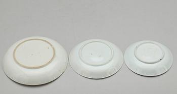 KOPPAR, 5 st samt FAT, 3 st, porslin, Kina, 1700-tal.