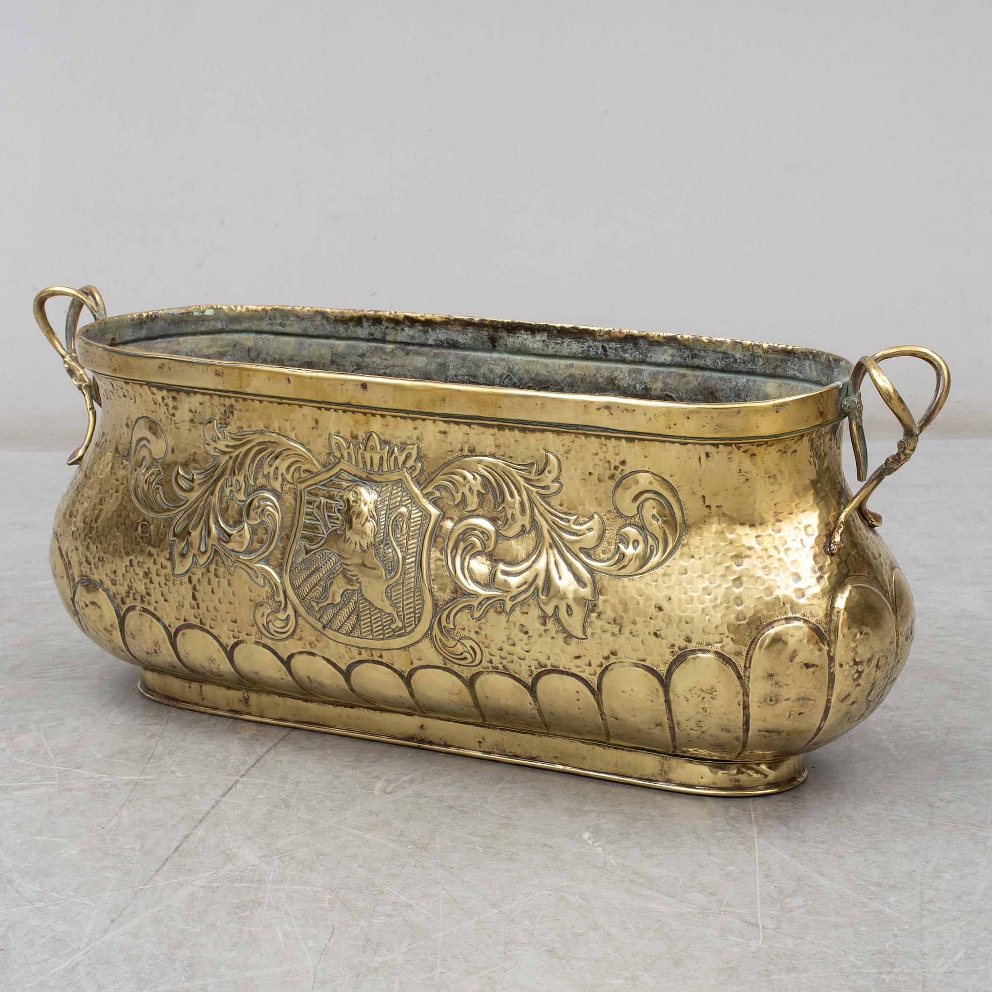 JARDINJÄR, större modell, mässing, 1800-tal.