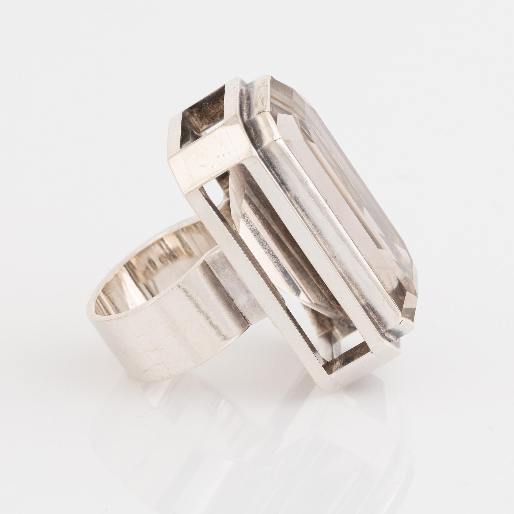 Anders Högberg, ring silver with smoky quartz.