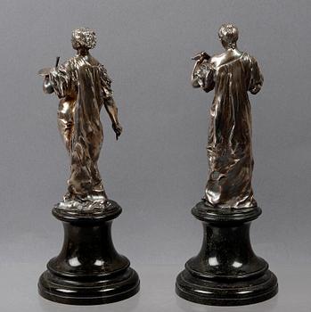 FIGURINER, 2 st, metall, marmor, omkring 1900.