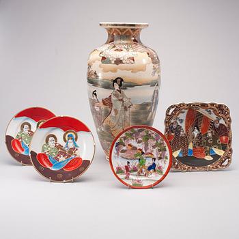 KRUKA, Satsuma, SKÅLFAT och TALLRIKAR, 3 st, porslin, Japan 1900-tal.