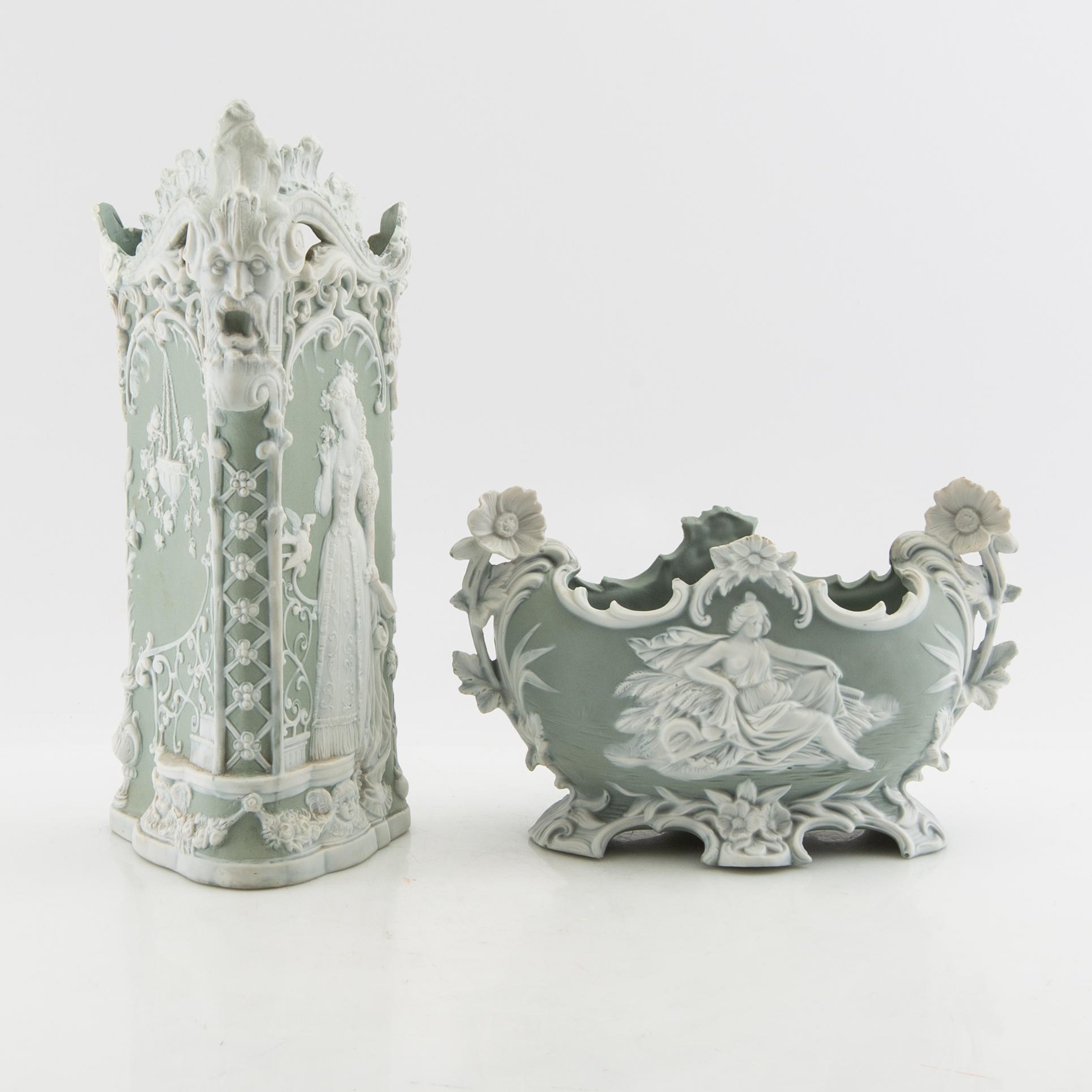 Vase and bowl England 20th century jasperware.