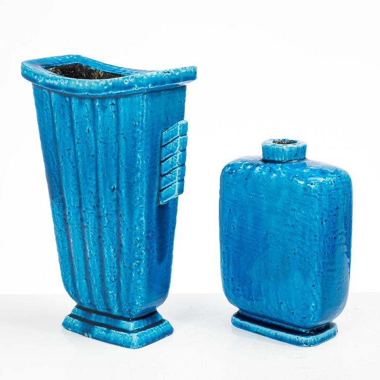 Gunnar Nylund, a set of five chamotte stoneware vases, Rörstrand 1930s-40s.