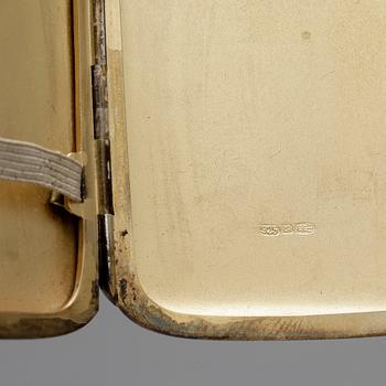 CIGARETTETUI, silver och emalj, David Andersen, Norge, omkring 1900. Total vikt ca 102g.