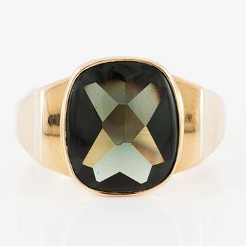 Ring, Alton, 18K gold with synthetic green spinel.