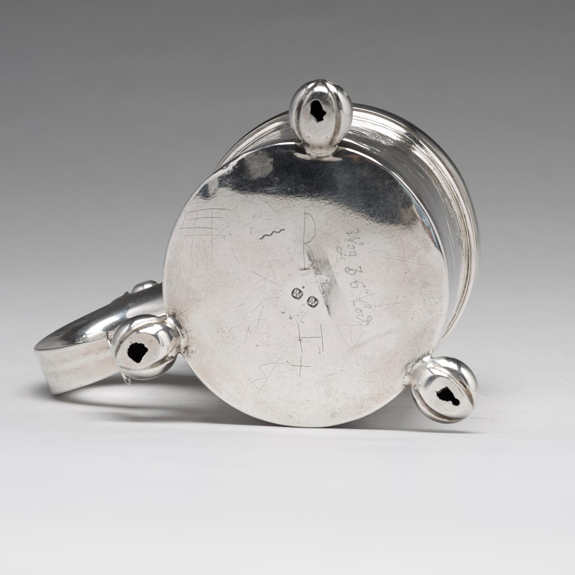 Niels Gertsen Thorbrügger, dryckeskanna, silver, Kolding (verksam 1710-1762).