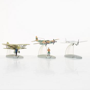 Tintin, collectible figures, 13 pieces, the airplane collection, 2013-2015, Hergé Moulinsart 2013-2015.