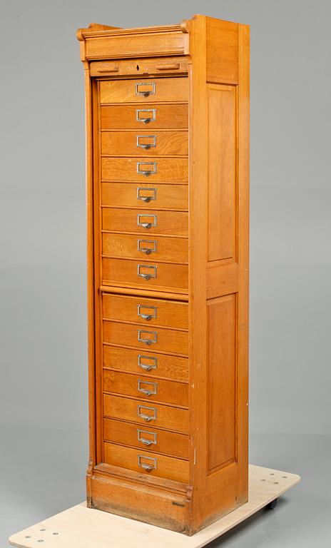 ARKIVSKÅP, Åtvidabergs Snickerifabrik, Åtvidaberg, omkring 1900-talets mitt.