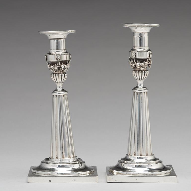 Johann Rudolf Haller, ljusstakar, ett par, silver, Augsburg 1801.