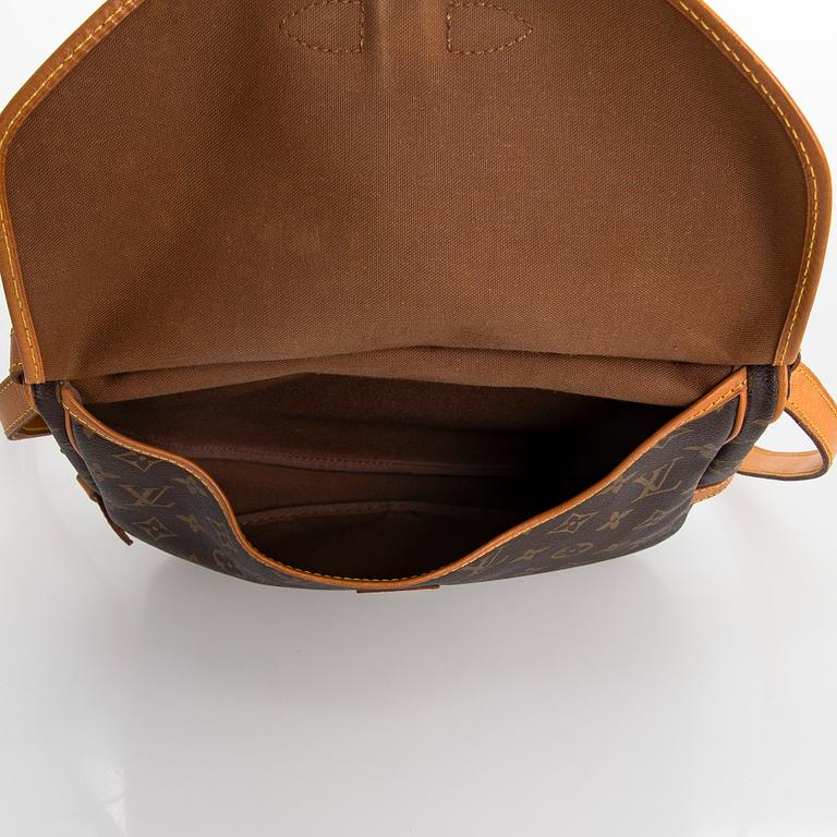 Louis Vuitton, a Monogram "Saumur 30" bag.