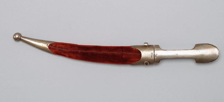 A Russian 19th century silver and enamel dagger, makers mark of Gustav Klingert, Moscow.