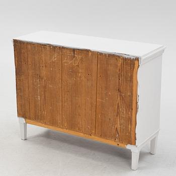 A 19th century chest of drawers.