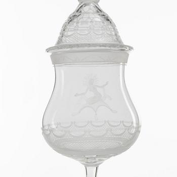 Simon Gate, An "Aurora" lidded glass cup, Orrefors, 1976.