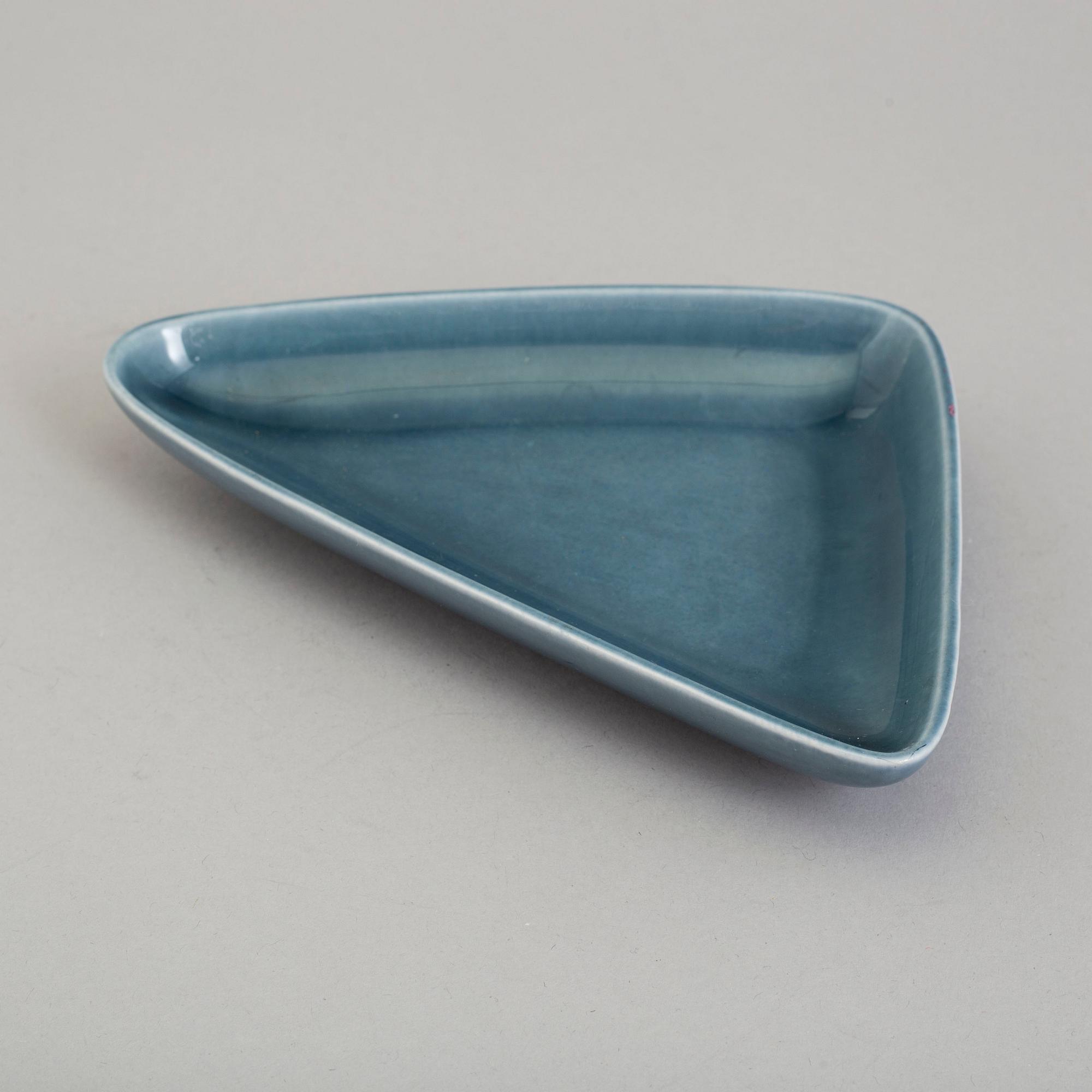 A 7 piece 'Lasco' porcelain service, Rörstrand, second half of the 20th century.