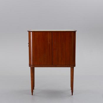 A mid 20th century drinking cabinet.