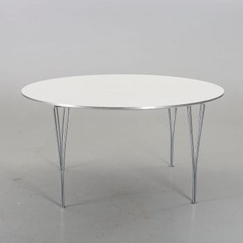 BORD, Bruno Mathsson, Piet Hein och Arne Jacobsen för Fritz Hansen.