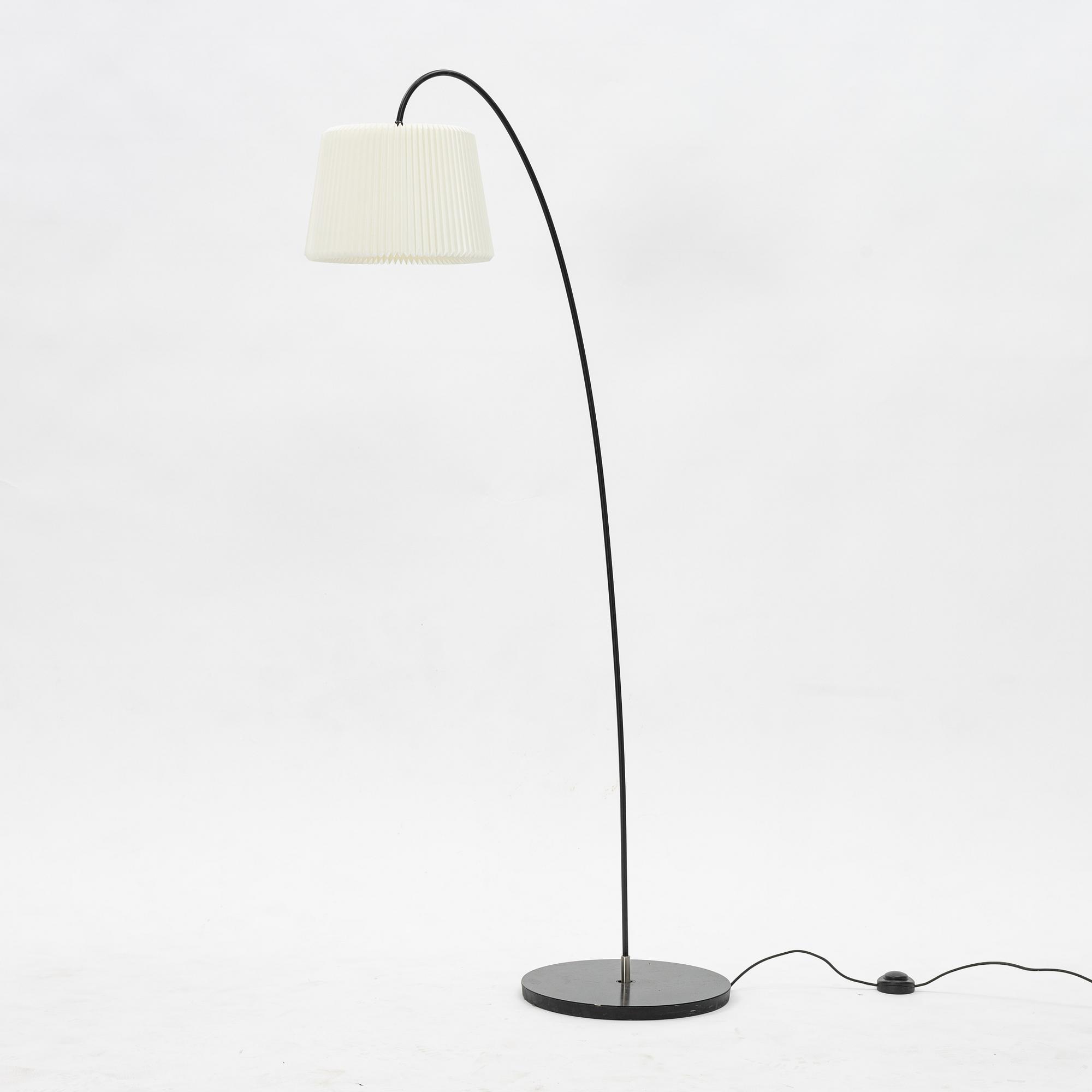 Harrit-Sørensen & Samson, golvlampa "320 Snowdrop" Le Klint Danmark 2000-tal.