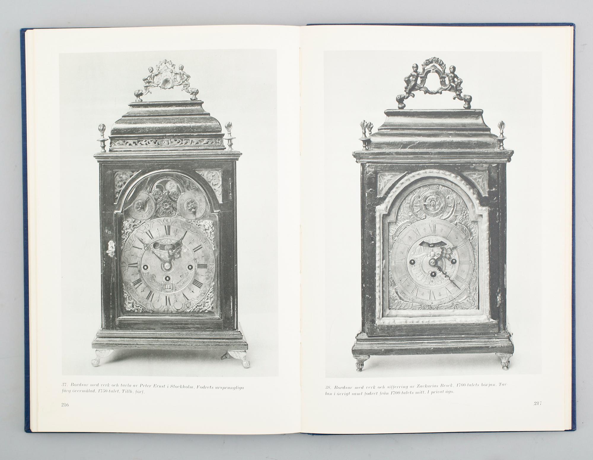 BÖCKER: Stockholms Bokbindare 1460-1880 samt Urmakare i Sverige, 2 volymer.